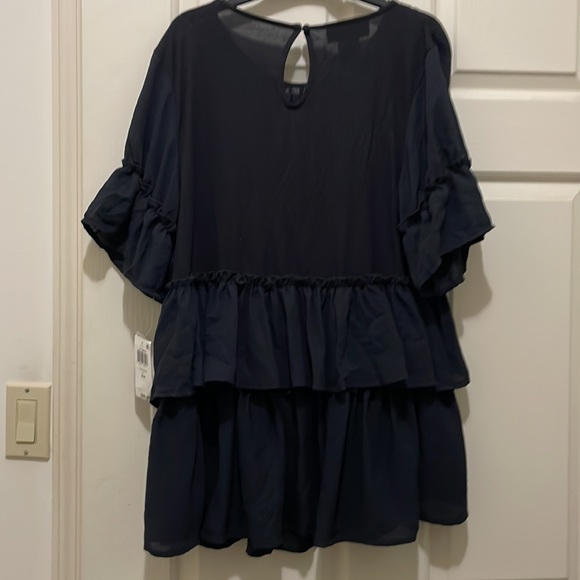 I.N.C. Black gathered blouse (sz m) - Picture 7 of 8